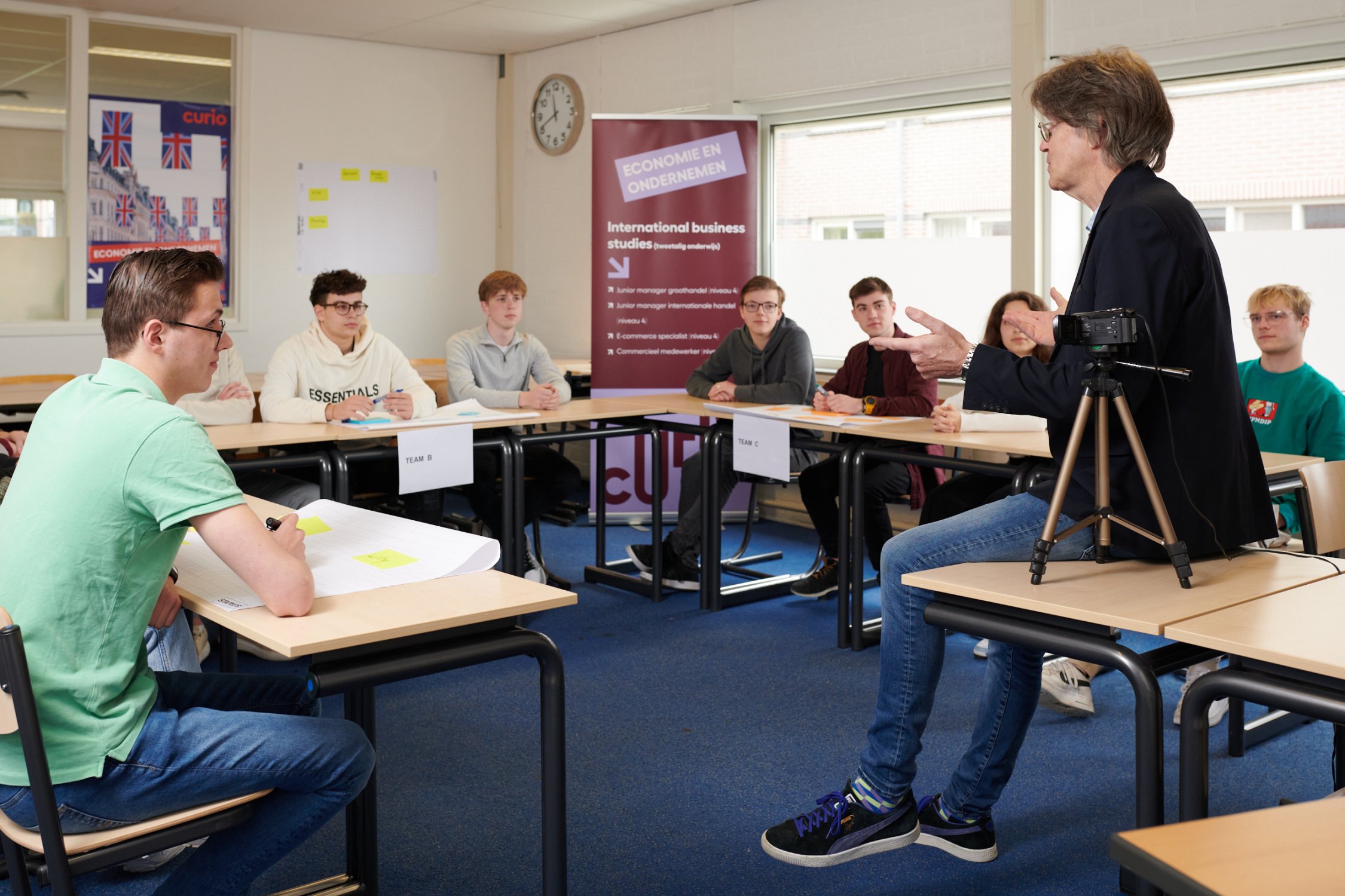 International business studies (tweetalig mbo) | Curio