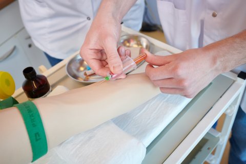 Assisterende gezondheidszorg 44