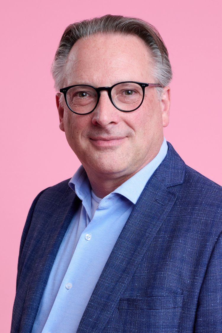 Adrian van Tilburg